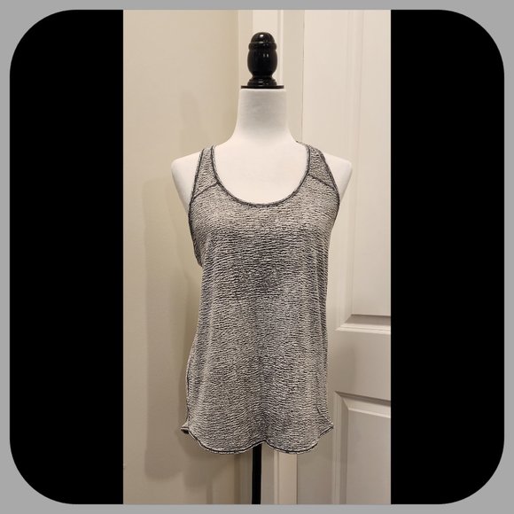 LULULEMON || Swing Racerback Tank Top - Picture 2 of 5